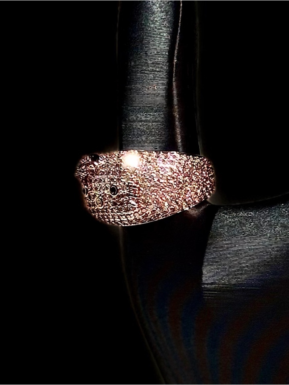 Elegant Rose Gold Pavé HK Statement Ring - Women Jewelry - Picture 3 of 6